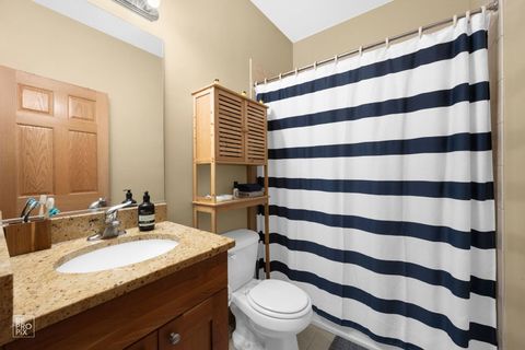 Tiny photo for 3301 S Michigan Avenue #3, Chicago, IL 60616 (MLS # 12593540)