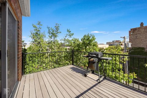 Tiny photo for 3301 S Michigan Avenue #3, Chicago, IL 60616 (MLS # 12593540)