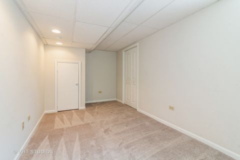 Tiny photo for 915 E Chicago Avenue, Naperville, IL 60540 (MLS # 12505078)