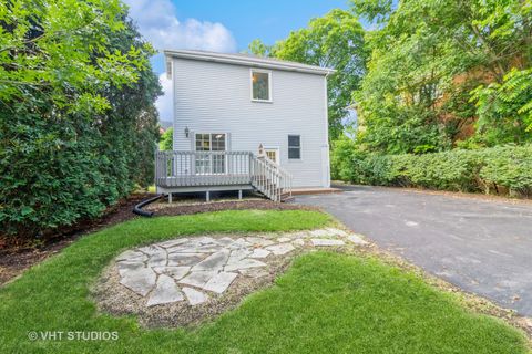 Tiny photo for 915 E Chicago Avenue, Naperville, IL 60540 (MLS # 12505078)