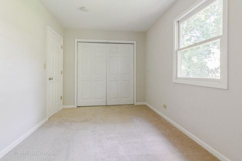 Tiny photo for 915 E Chicago Avenue, Naperville, IL 60540 (MLS # 12505078)