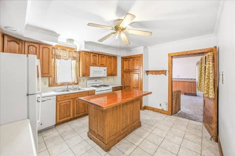 Tiny photo for 219 E Michigan Avenue, Pontiac, IL 61764 (MLS # 12707347)
