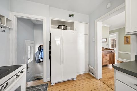 Tiny photo for 2437 Marcy Avenue, Evanston, IL 60201 (MLS # 12594926)