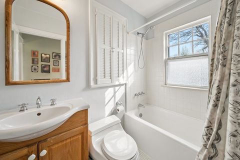 Tiny photo for 2437 Marcy Avenue, Evanston, IL 60201 (MLS # 12594926)