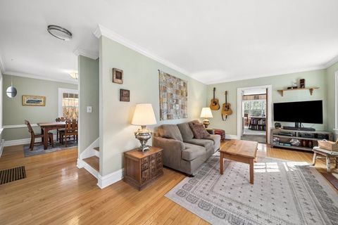 Tiny photo for 2437 Marcy Avenue, Evanston, IL 60201 (MLS # 12594926)