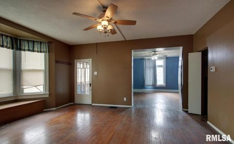 Tiny photo for 623 PAYSON Avenue, Quincy, IL 62301 (MLS # QC4266731)