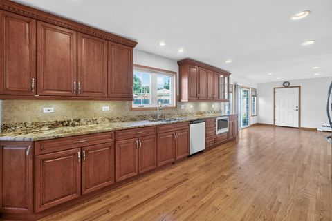 Tiny photo for 1142 S Cornell Avenue, Villa Park, IL 60181 (MLS # 12696532)