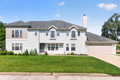 Photo of 1142 S Cornell Avenue, Villa Park, IL 60181 (MLS # 12696532)