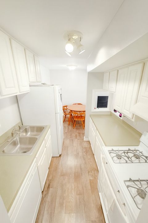 Tiny photo for 1870 Tall Oaks Drive #3104, Aurora, IL 60505 (MLS # 12506766)