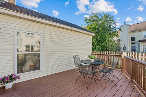 Tiny photo for 1077 Viewpoint Drive, Lake In The Hills, IL 60156 (MLS # 12701115)