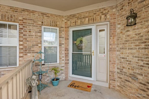 Tiny photo for 1077 Viewpoint Drive, Lake In The Hills, IL 60156 (MLS # 12701115)