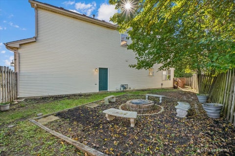 Tiny photo for 1077 Viewpoint Drive, Lake In The Hills, IL 60156 (MLS # 12701115)