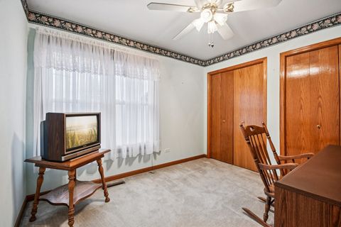 Tiny photo for 2066 Oaktree Trail, Lake Villa, IL 60046 (MLS # 12498435)