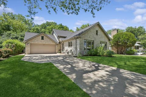 Photo of 411 Drake Street, Libertyville, IL 60048 (MLS # 12692030)