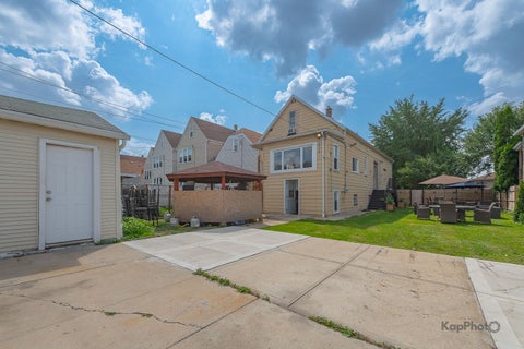 Tiny photo for 3122 W 39th Place, Chicago, IL 60632 (MLS # 12730220)
