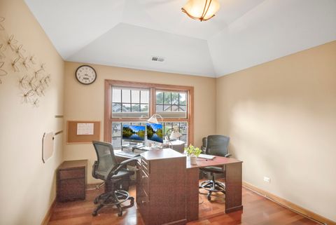 Tiny photo for 1535 S Douglas Avenue, Arlington Heights, IL 60005 (MLS # 12456002)