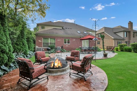 Tiny photo for 1535 S Douglas Avenue, Arlington Heights, IL 60005 (MLS # 12456002)