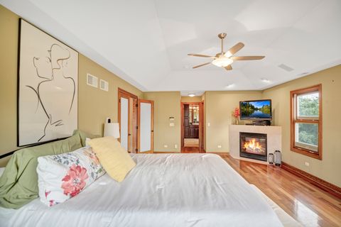 Tiny photo for 1535 S Douglas Avenue, Arlington Heights, IL 60005 (MLS # 12456002)