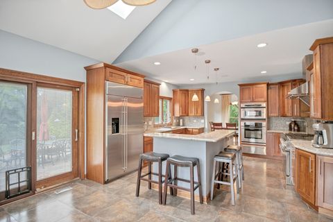 Tiny photo for 1535 S Douglas Avenue, Arlington Heights, IL 60005 (MLS # 12456002)