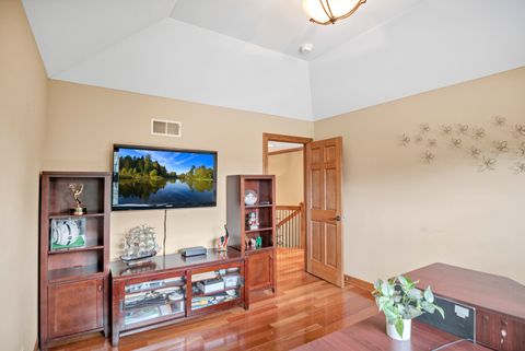 Tiny photo for 1535 S Douglas Avenue, Arlington Heights, IL 60005 (MLS # 12456002)