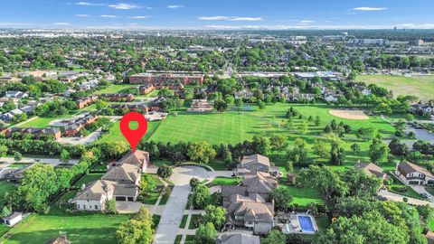 Tiny photo for 1535 S Douglas Avenue, Arlington Heights, IL 60005 (MLS # 12456002)