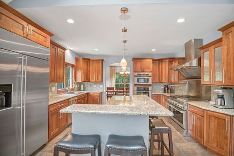 Tiny photo for 1535 S Douglas Avenue, Arlington Heights, IL 60005 (MLS # 12456002)