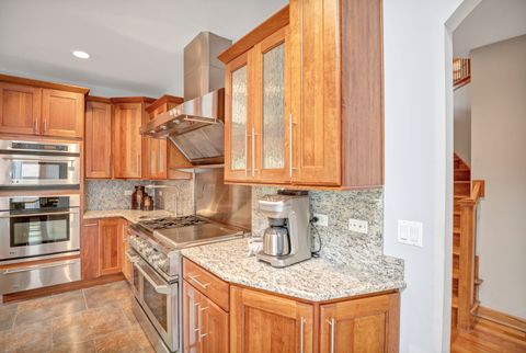 Tiny photo for 1535 S Douglas Avenue, Arlington Heights, IL 60005 (MLS # 12456002)