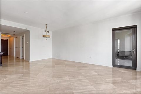 Tiny photo for 130 N GARLAND Court #3702, Chicago, IL 60602 (MLS # 12604711)