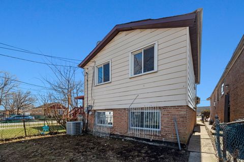 Tiny photo for 2102 W 73rd Street, Chicago, IL 60636 (MLS # 12606511)