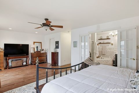 Tiny photo for 3704 W Lake Shore Drive, Wonder Lake, IL 60097 (MLS # 12592721)