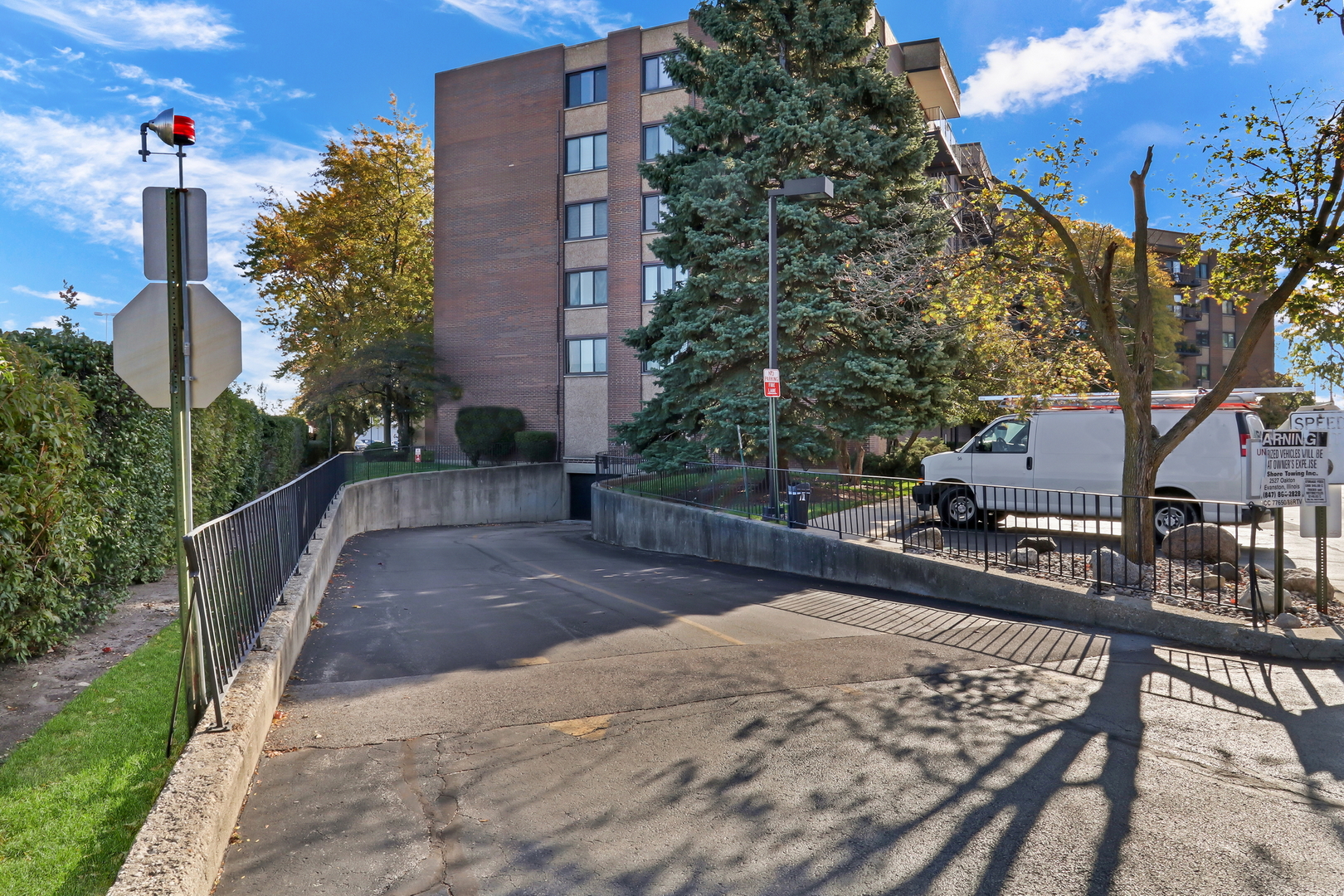 7601 N Lincoln Avenue 511