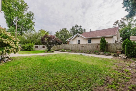 Tiny photo for 302 W Wood Street, Bloomington, IL 61701 (MLS # 12771205)