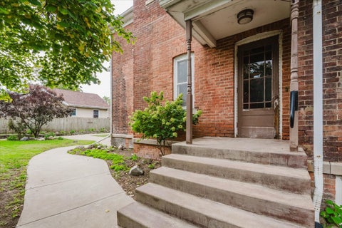 Tiny photo for 302 W Wood Street, Bloomington, IL 61701 (MLS # 12771205)