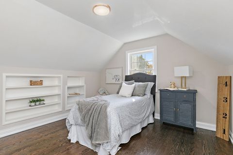 Tiny photo for 241 N Hamlin Avenue, Park Ridge, IL 60068 (MLS # 12509158)