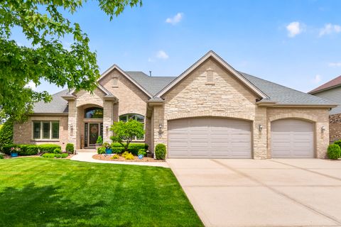 Photo of 11680 Golden Gate Drive, Mokena, IL 60448 (MLS # 12644991)