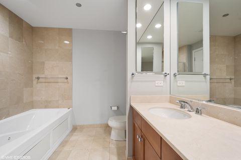 Tiny photo for 130 N GARLAND Court #4902, Chicago, IL 60602 (MLS # 12589051)