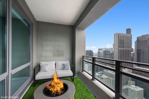 Tiny photo for 130 N GARLAND Court #4902, Chicago, IL 60602 (MLS # 12589051)