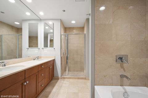 Tiny photo for 130 N GARLAND Court #4902, Chicago, IL 60602 (MLS # 12589051)