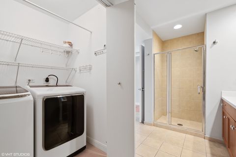 Tiny photo for 130 N GARLAND Court #4902, Chicago, IL 60602 (MLS # 12589051)