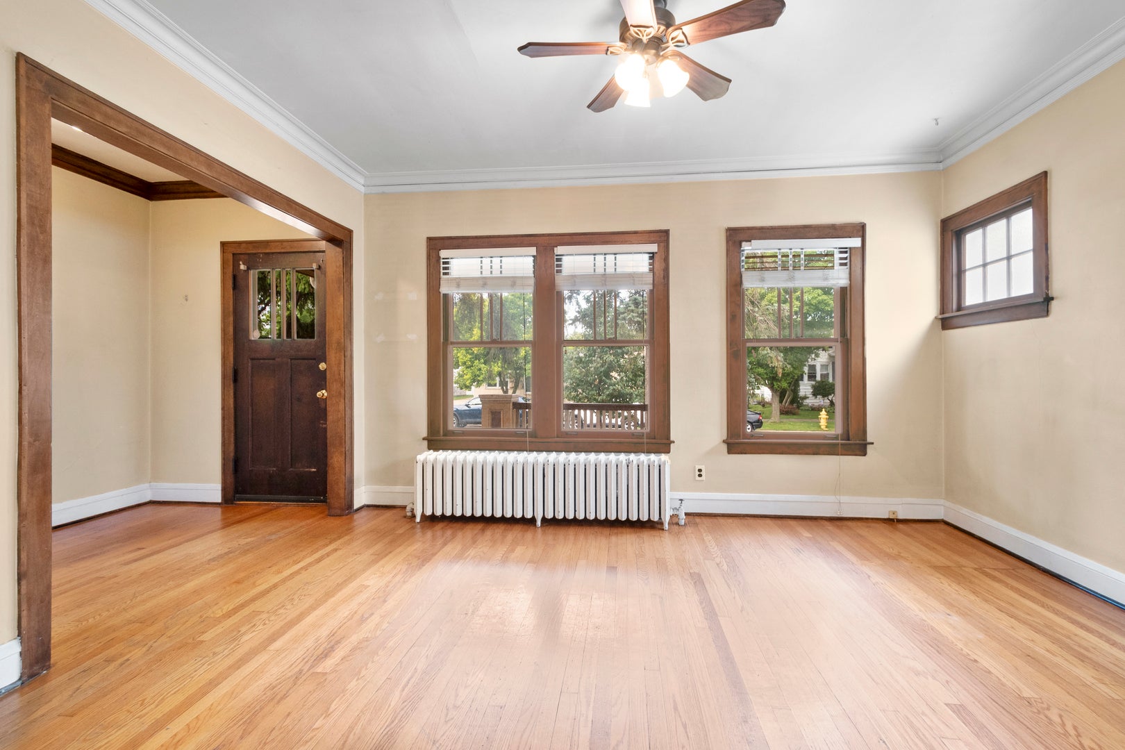 17 N CHESTER Avenue