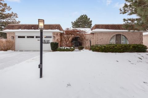 232 Arrowwood Drive Northbrook IL 60062