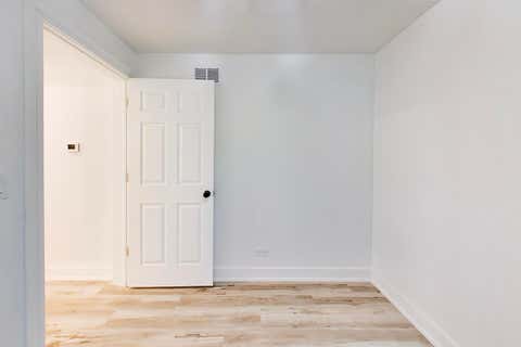 Tiny photo for 544 N Leamington Avenue, Chicago, IL 60644 (MLS # 12719749)