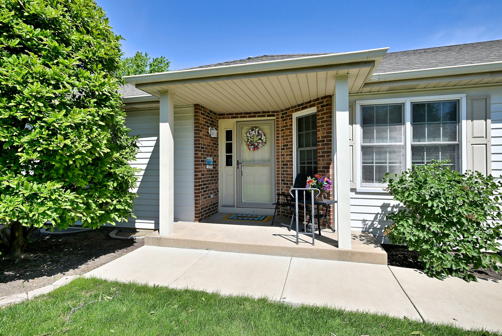 13612 S Magnolia Drive