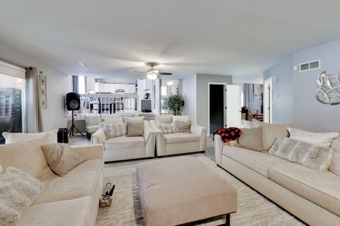 Tiny photo for 3042 E Bending Creek Trail, Crete, IL 60417 (MLS # 12618175)