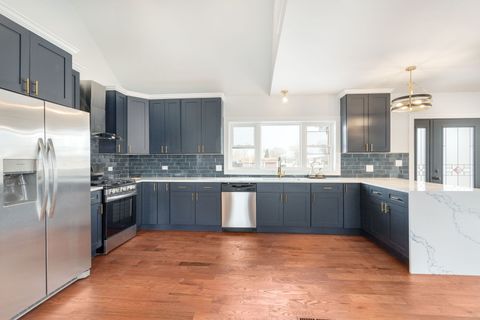 Tiny photo for 718 E 152nd Street, Phoenix, IL 60426 (MLS # 12537465)