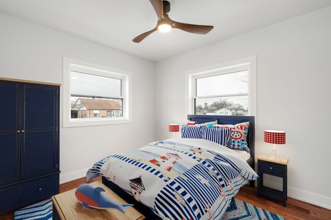 Tiny photo for 718 E 152nd Street, Phoenix, IL 60426 (MLS # 12537465)