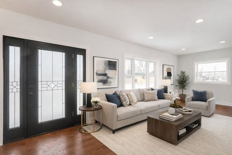 Tiny photo for 718 E 152nd Street, Phoenix, IL 60426 (MLS # 12537465)