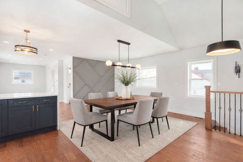 Tiny photo for 718 E 152nd Street, Phoenix, IL 60426 (MLS # 12537465)