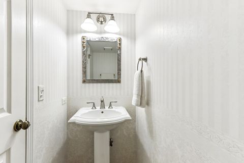 Tiny photo for 486 SATINWOOD Terrace, Buffalo Grove, IL 60089 (MLS # 12498975)