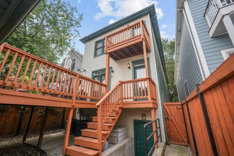 Tiny photo for 1746 W Byron Street, Chicago, IL 60613 (MLS # 12443369)
